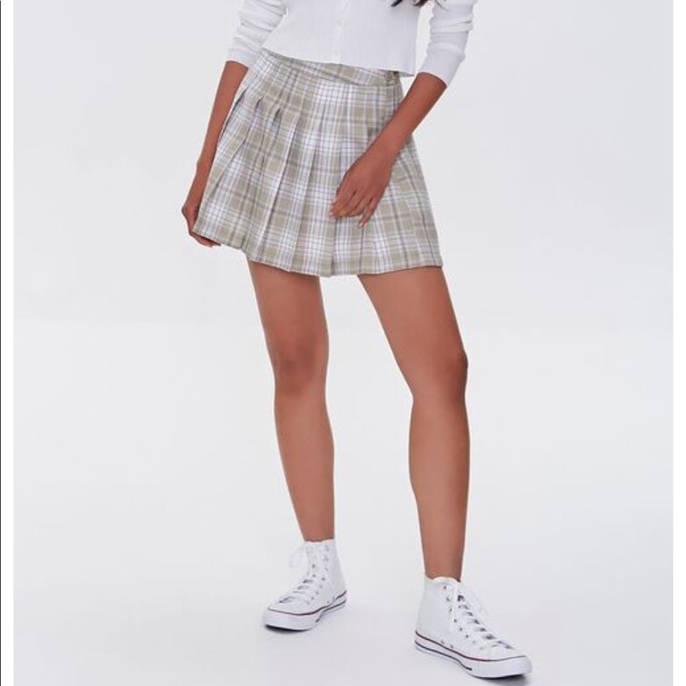 Forever 21 Pleated Skirt
